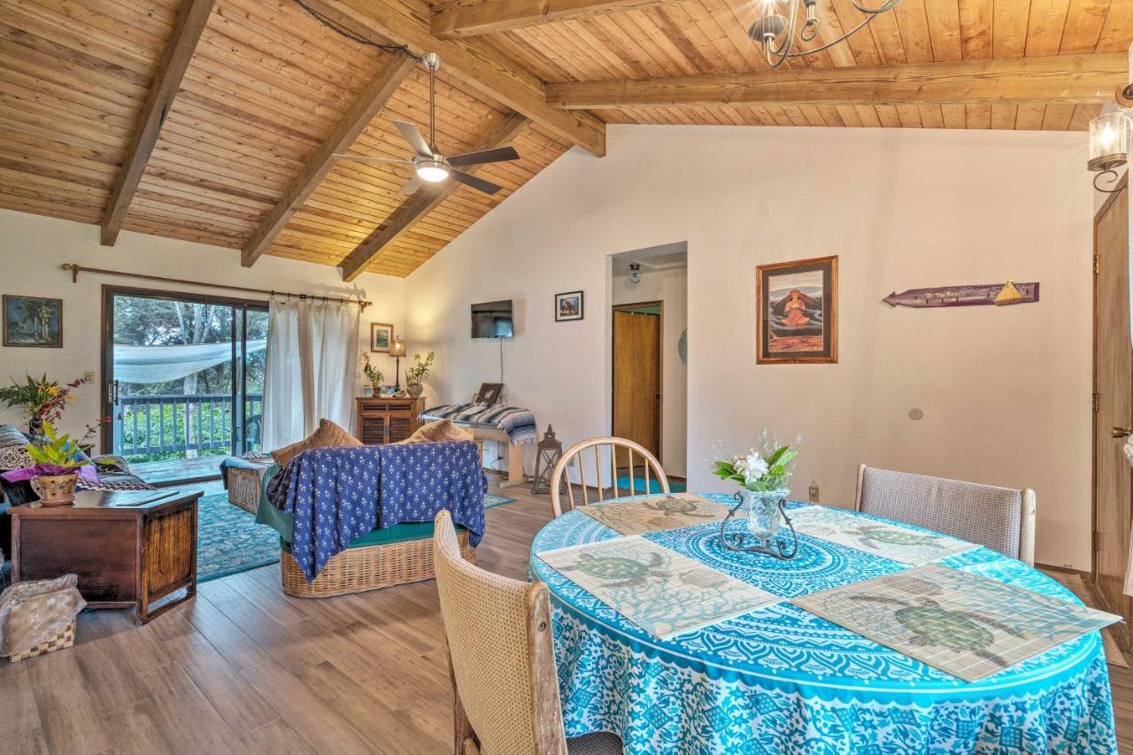 Peaceful Abode With Deck, 13 Mi To Black Sand Beach! Naalehu Exteriör bild